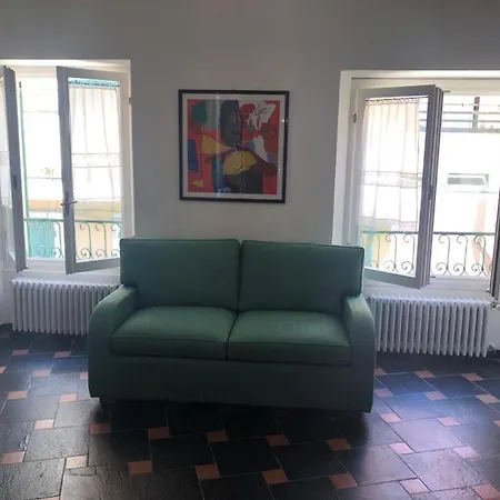 Con Terrazzo A شقة مونتيروسّو ال ماري
